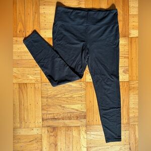 Max and Mia high waisted xl black leggings